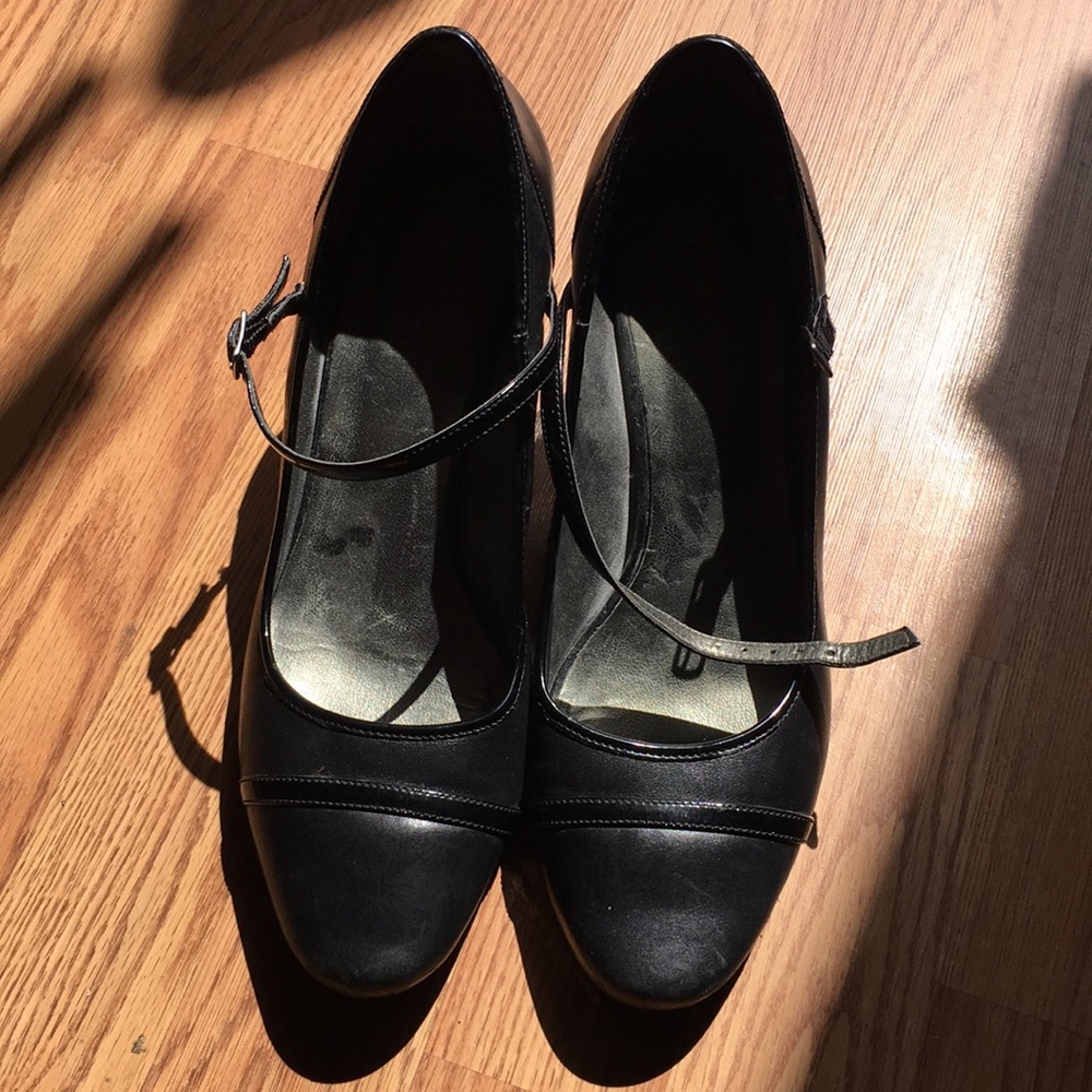 Black shoes !!